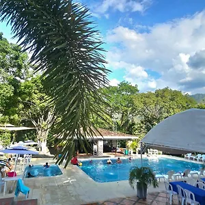 Hotel Familia Casa Blanca